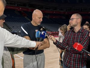 NOVA POVREDA U CRVENOJ ZVEZDI, SAŠA OBRADOVIĆ POTVRDIO: Ljubimac navijača propušta Olimpijakos!