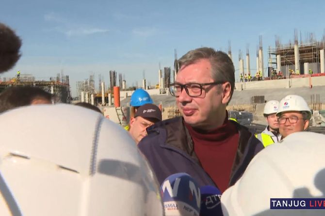 ALEKSANDAR VUČIĆ OBIŠAO GRADNJU NACIONALNOG STADIONA: „Ovaj stadion će biti veći i luksuzniji od Marakane!“