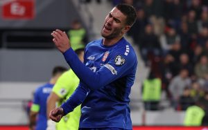 ŠTA JE SA VLAHOVIĆEM? Italijani otkrili u kakvom je stanju srpski napadač posle povrede!