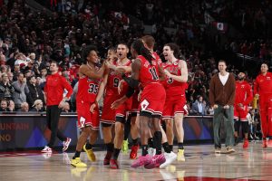 NIKOLA POTPUNO POLUDEO NAKON DRAME SA FENJERAŠEM: Najgori tim lige umalo slavio, Crnogorac pobesneo!