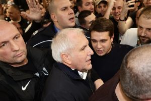 MA NEMA ŠANSE DA ŽELJKO ODE, OVE SUZE GOVORE SVE: Obradović kakvog nikada ranije nismo videli!