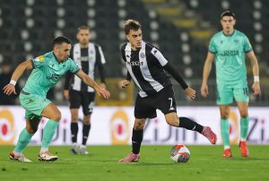 PARTIZAN STREPI, NEMCI VAGAJU: Poznato kada će Štutgart doneti odluku o Jovanu Miloševiću!