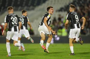PARTIZAN DOBIJA JOŠ JEDNOG REPREZENTATIVCA: Paunović zove napadača crno-belih među Orlove!