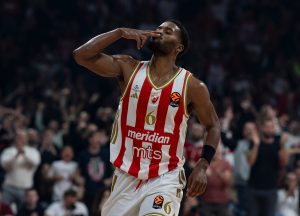 DŽERED BATLER PRED BARSELONU: „Obožavam atmosferu – Zbližavam se sa saigračima!“