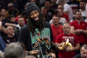 PAKLENI DOČEK ZA LESORA: Delije imale šta da mu poruče, Matijas im nije ostao dužan! (VIDEO)