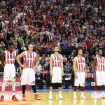 DELIJE U TRANSU, ARENA PODRHTAVA: Ljubimac navijača Zvezde došao na njen meč u Evroligi!