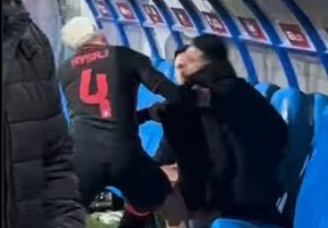 REPREZENTATIVCU ALBANIJE POZLILO TOKOM SLAVLJA: Novinar koji je provocirao Srbe objavio potresan snimak!