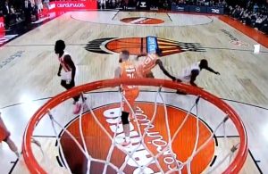 ZVEZDA OŠTEĆENA PROTIV VALENSIJE? Ovaj snimak baca senku na poraz crveno-belih, sve je moglo biti drugačije!