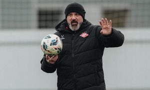 „ZAŠTO ME PROVOCIRATE OVIM PITANJEM“: Stanković pobesneo nakon utakmice kao nikad pre!