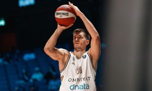 DUBAI DAO GAS I NE STAJE: Nova pobeda u Evroligi, Petrušev dominirao pod košem!