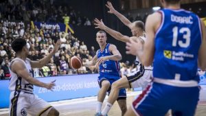 SKANDAL PRE MEČA: Navijači Bosne zviždali himni Srbije!