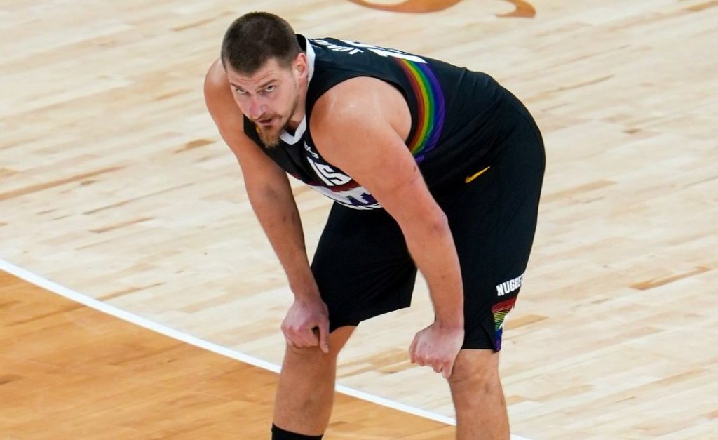 NBA DERBI ZAPADA – NAGETSI DOČEKUJU MEVERIKSE: Novi izazov za Jokića i ekipu u Bol areni!