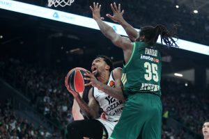 (FOTO UBOD) VELIKA PODRŠKA ZA CRNO-BELE: Glavni čovek Partizana u OAKI!