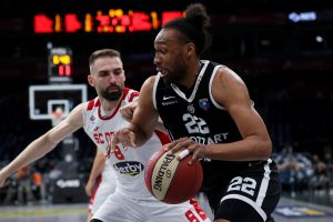 PARKER POSLE NEVEROVATNE PARTIJE: Drago mi je da su me navijači podržali, ali nije bitno da li dobijem aplauz ili ne!