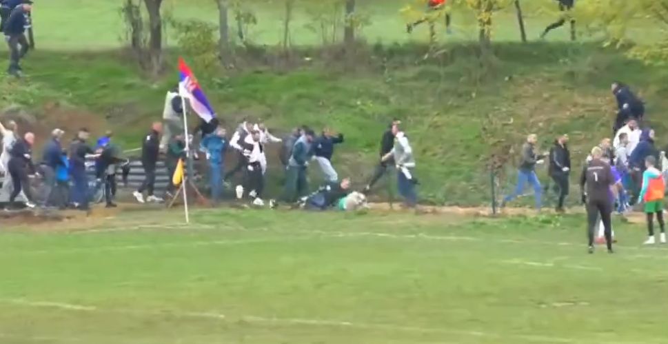 TUČA NA UTAKMICI RADA: Publika bežala sa stadiona, sve počelo na tribinama!