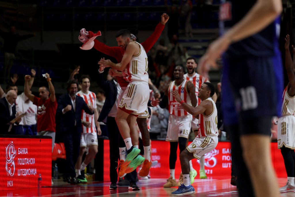 MOMENAT KOJI JE PRELOMIO MEČ: Pogledajte neverovatnu trojku Ognjena Dobrića!