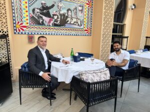 NEMA UTAKMICA, ALI RADI SE PUNOM PAROM: Radujko boravio na Bliskom istoku, pričao sa najefikasnijim fudbalerom u istoriji Srbije!