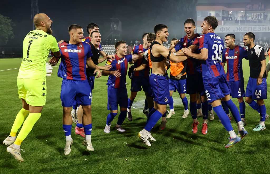 SPREMAJU SE ODLASCI: Direktor Sevilje posetio Partizan, a sve zbog ova dva fudbalera!