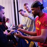 UOČI EVROLIGAŠKOG DERBIJA: EKSKLUZIVNO DRUŽENJE LJUBITELJA KOŠARKE U BEOGRADU SA PRVOTIMCIMA BARSELONE