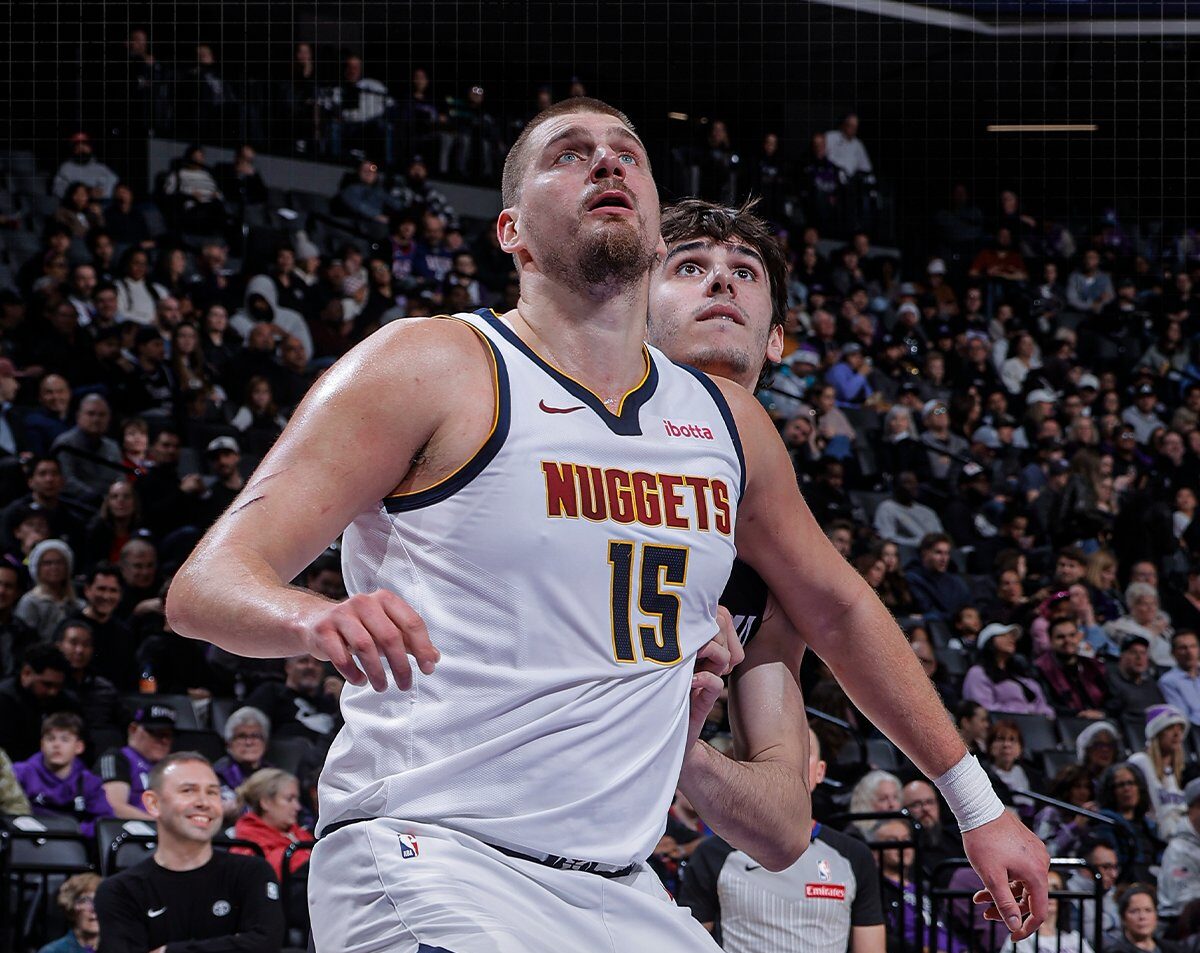 Nikola Jokić zaradi poškodbe kolena odsoten najmanj štiri tedne