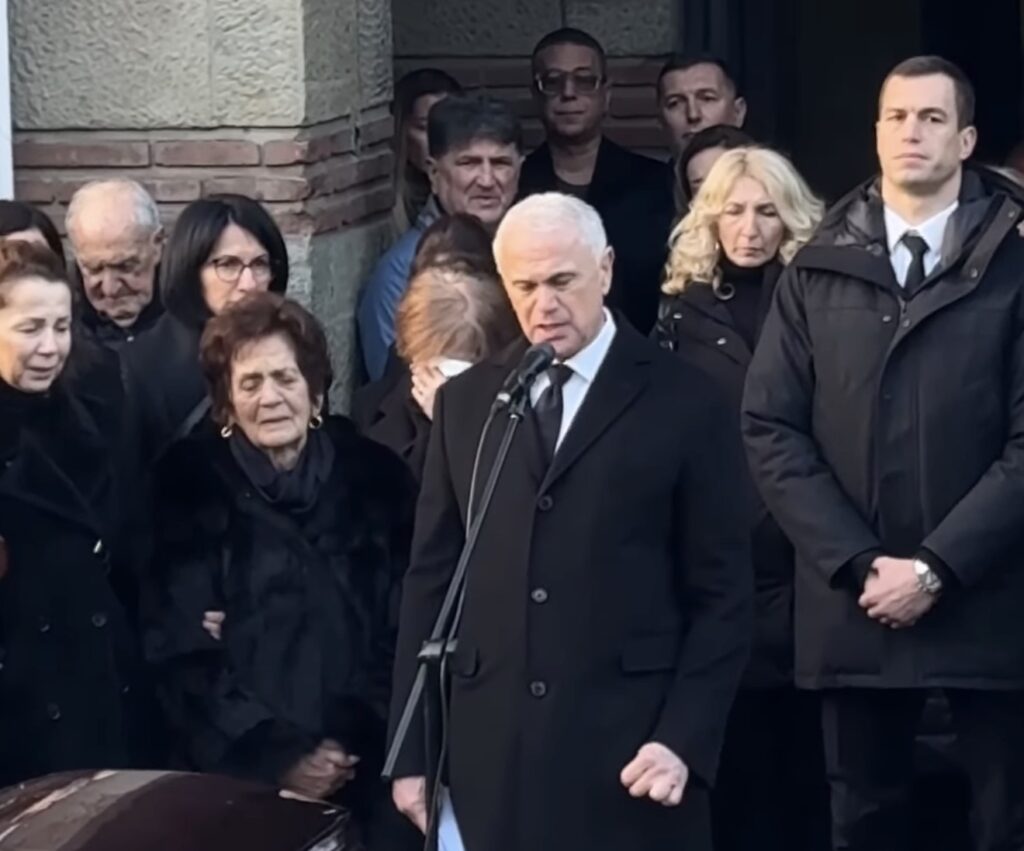 SAHRANJEN JOVAN TERZIĆ: Sahrani Zvezdanovog oca prisustvovao predsednik Srbije, ali i brojne fudbalske legende!