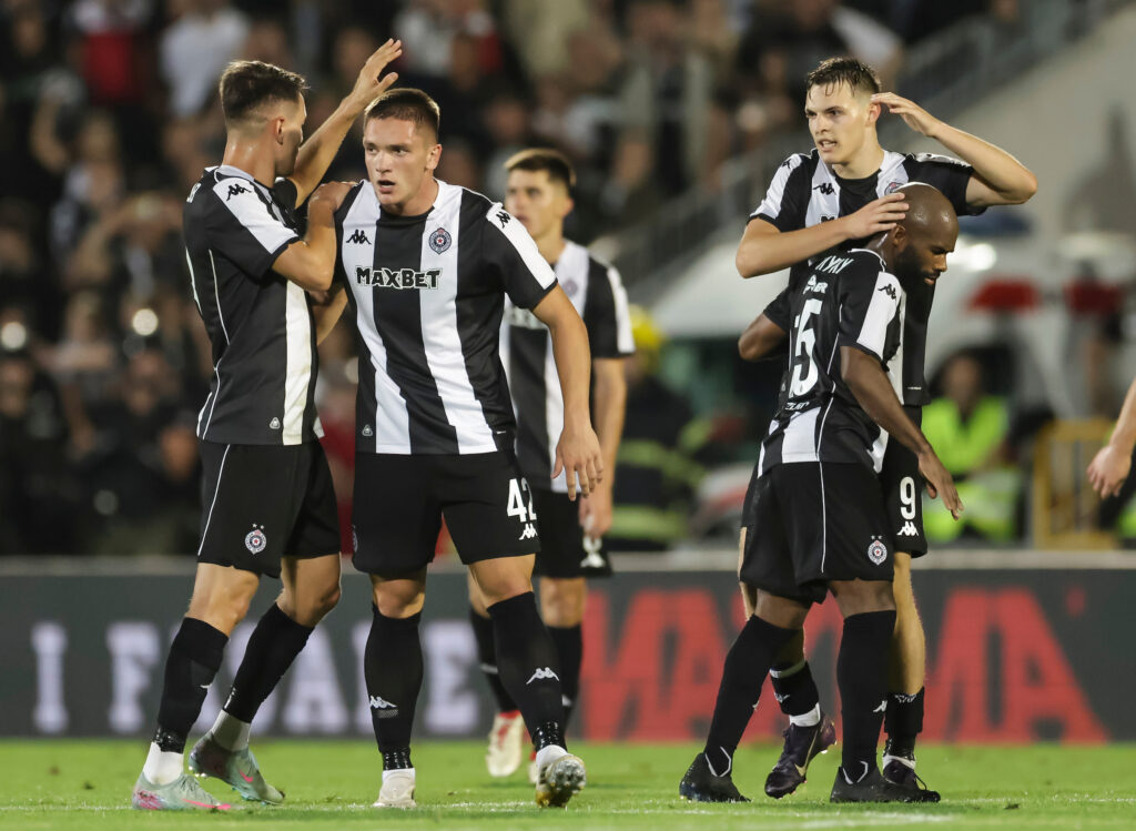 NESTAO POSLE ODLASKA BLAGOJEVIĆA, SADA IDE U NEMAČKU: Nemački velikan želi fudbalera Partizana!