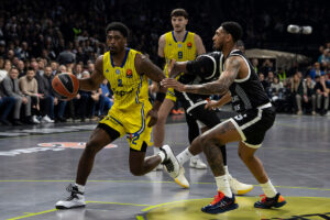 MAKABI PRESLIŠAO PARTIZAN: Grobari u Beogradskoj areni odavno nisu gledali ovako nemoćan Partizan!