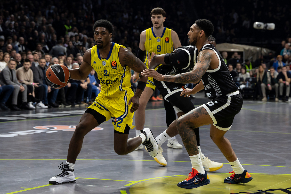 PARTIZAN MACCABI 076 PARTIZAN MACCABI 076