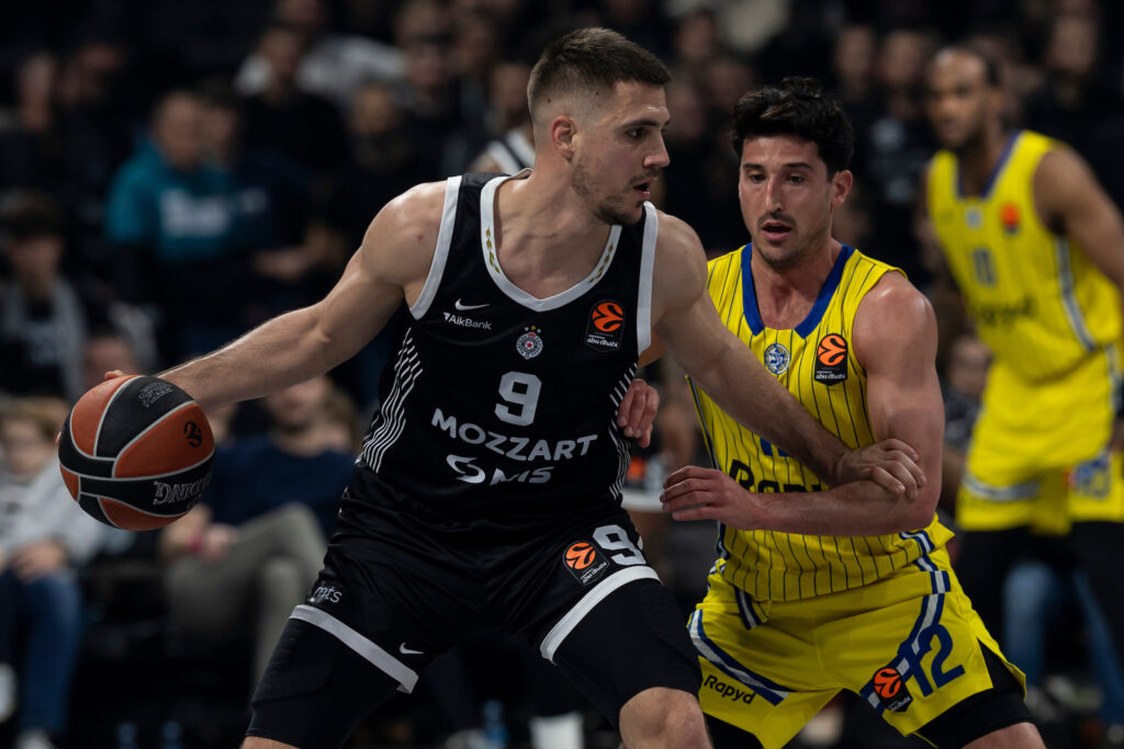 „OVO STVARNO NIJE NAČIN KAKO TREBA DA IGRAMO“: Vanja samokritičan nakon debakla, pomenuo i navijače!