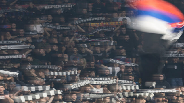 (TVITOVI) „ZLOČIN KOJI TRAJE“: Navijači Partizana nezadovoljni zbog jednog igrača!