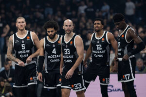 PARTIZAN DODATNO OSLABLJEN PROTIV ŽALGIRISA: Amerikanac nije otputovao sa saigračima u Kaunas!