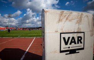 FIFA SPREMA REVOLUCIJU PRED MUNDIJAL: Ovog puta menja pravila u vezi VAR-a!