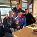 VLADAN MILOJEVIĆ I DULE SAVIĆ POSETILI SRPSKU CRKVU U GRACU: Uručena im je ikona Svetog Save!