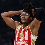 NBA SEKVENCA U ARENI: Prvo promašen čist zicer, a onda najčudniji koš koji ćete videti!