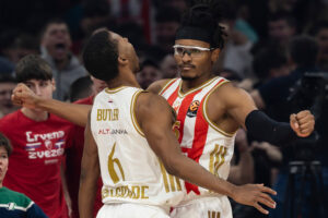 MONEKE ČESTITAO NIKOLJDAN I POSLAO JASNU PORUKU: Žeim da idem na Fajnal-for!