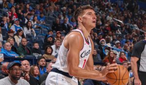 NAZIRE SE BOLJA FORMA: Bogdnaović solidan u porazu Klipersa!