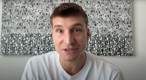 BOGDAN ZAPEVAO U SRED INTERVJUA: Srpski kapiten objasnio u čemu je draž derbija Zvezde i Partizana!