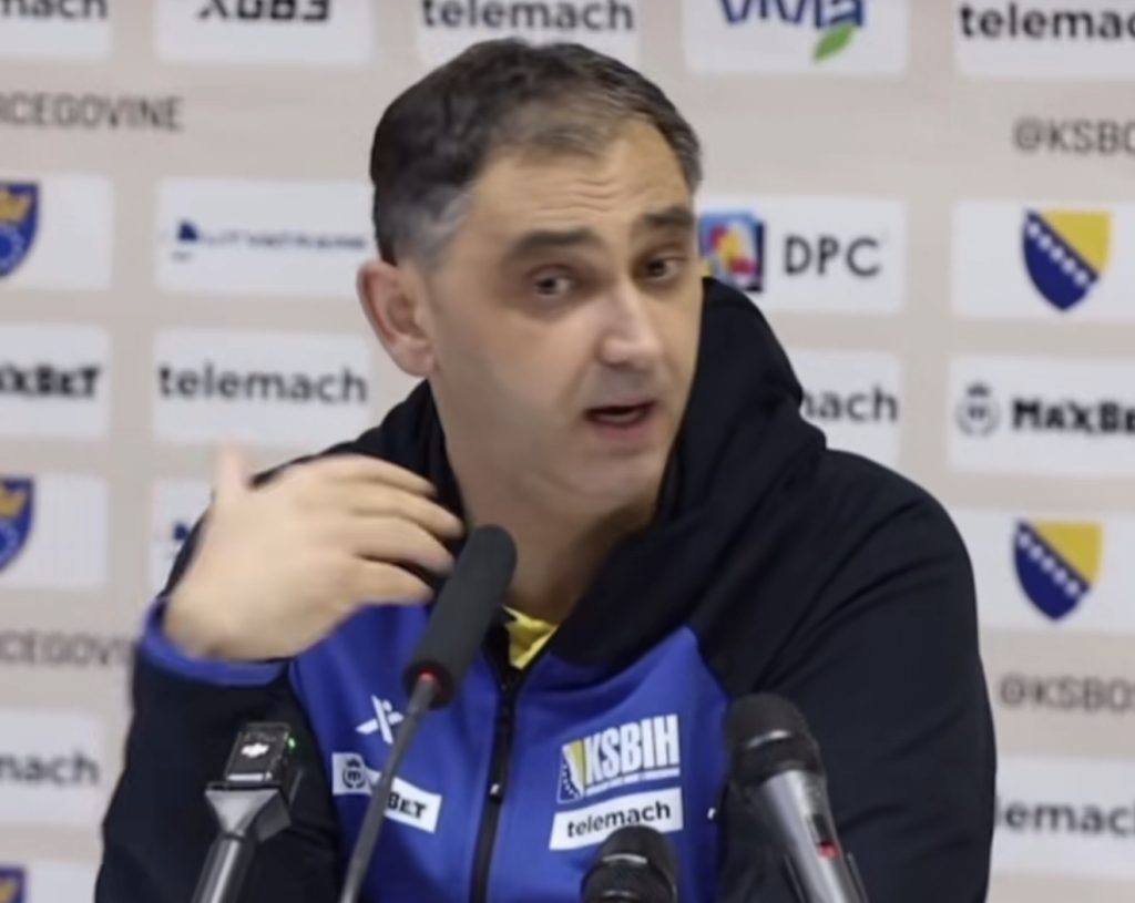 „JESMO LI KAO REPREZENTACIJA DUŽNI IZVINJENJE“? Burno u komšiluku nakon meča sa Srbijom!