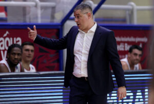 „PARKER JE ZBOG NJEGA IMAO INDEKS KORISNOSTI -14“: Trener FMP-a skrenuo pažnju ka svojim mladim igračima!