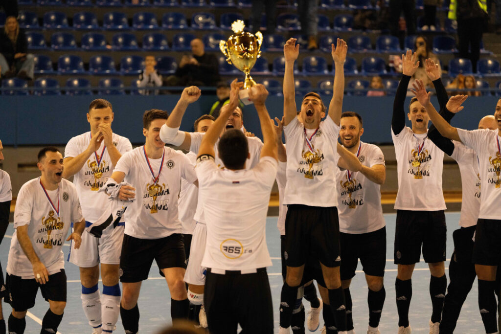 TROFEJ IDE ‘CRNO-BELIMA’: Partizan je vladar Beograda!