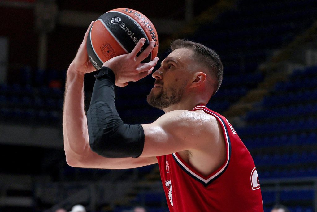 ŠTA JE SA GUDURIĆEM? Italijani otkrili detalje o povredi srpskog košarkaša! (FOTO)