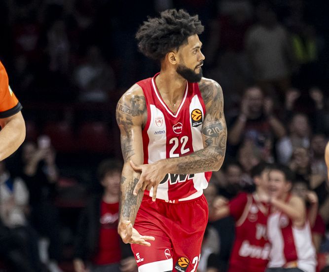 VEČE STOTKI U EVROLIGI: Olimpijakos razmontirao Asvel na svom terenu!