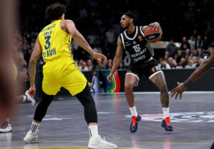 (POLUVREME) PARTIZAN POČEO DOBRO, PA POTPUNO STAO: Penjarojini izabranici primili 58 poena za dve četvrtine!