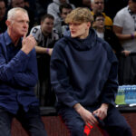 PASPALJ VREĐAN I PRE UTAKMICE, A NAKON MEČA JE TEK USLEDIO HAOS: Navijači se skupili kod tunela, legenda brutalno isprozivana!