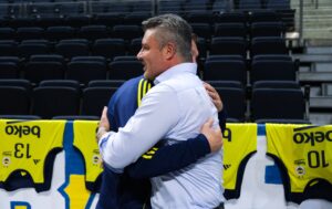 BIZARNA SITUACIJA: Predsednik Fenerbahčea uhapšen zbog droge – u kosi!