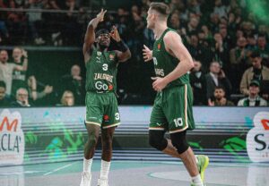 ISTORIJSKI PORAZ: Hapoel izgubio na svom pravom terenu, lidersko mesto Evrolige prepustio dželatu Partizana!