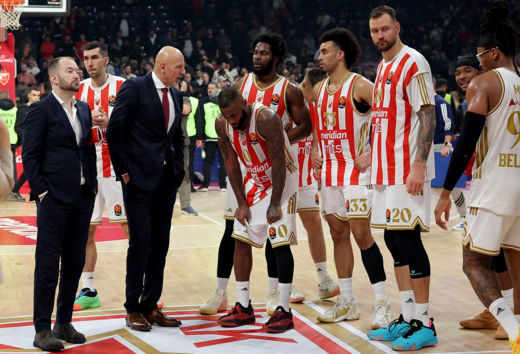 PARTIZAN JE SADA U PREDNOSTI, NAJGORA UTAKMICA DO SADA: Čuveni trener nije štedeo crveno-bele!