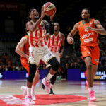 (TVITOVI) NAVIJAČI PRONAŠLI KRIVCA: Do skora su mu se klanjali, sad veruju da Zvezda igra bolje bez njega!