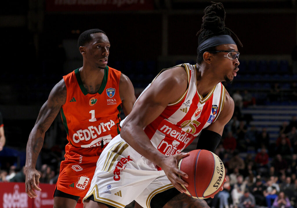 ZVEZDA ZAVRŠILA GODINU U STILU – MONEKE OTKRIP ŠTA JE BIO KLJUČ POBEDE: „Igrali smo košarku Crvene zvezde!“