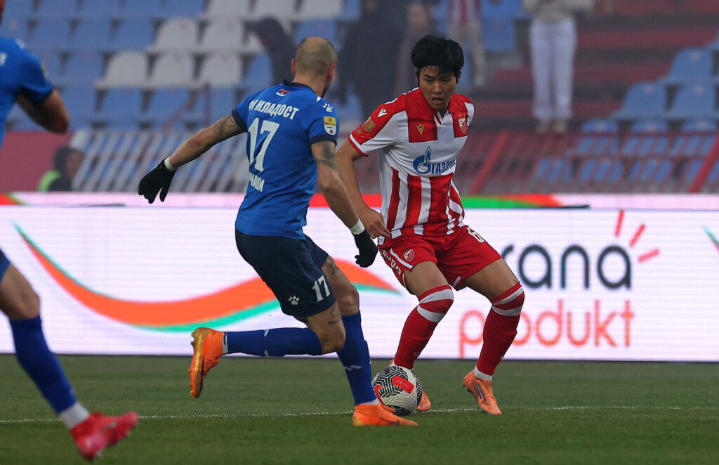 (POLUVREME) ZVEZDA LAKŠE DIŠE: Stanković nečeo Mladost i doveo crveno-bele u vođstvo!